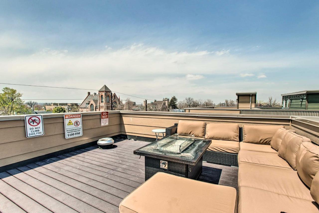 Abode With Rooftop Deck And Views Casa de Férias DEN